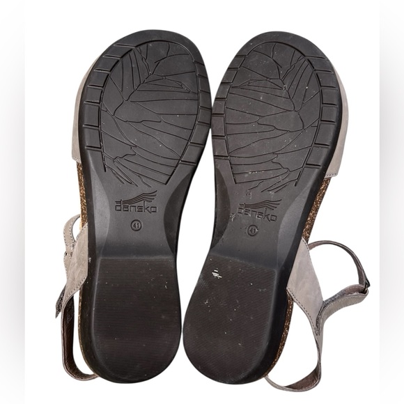 Dansko Rowan taupe nubuck leather closed toe comfort sandals - Picture 8 of 10